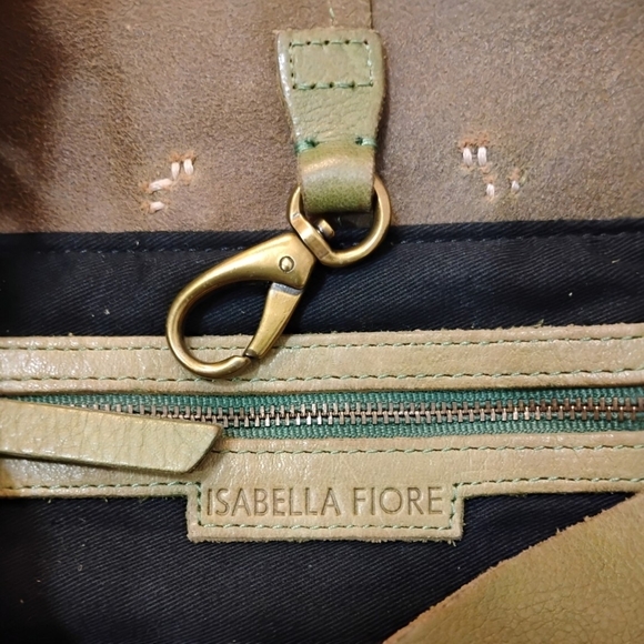 Isabella Fiore Gisela Diamond Stitched Green Leather Hobo - Picture 9 of 10